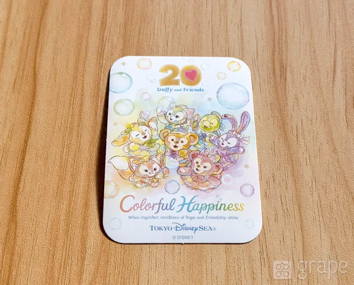 東京ディズニーリゾートでもらえるシール（撮影：grape編集部）