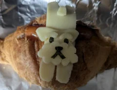 シュナウザーのクロワッサンの写真