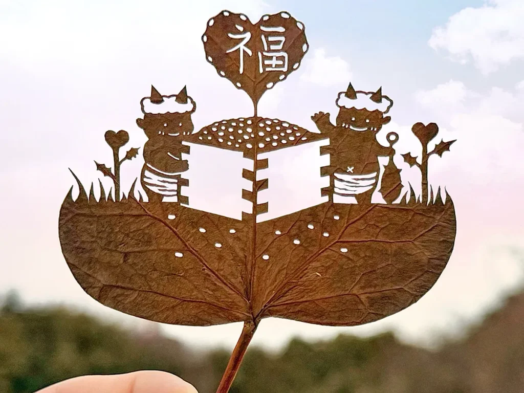 葉っぱで作った節分の切り絵