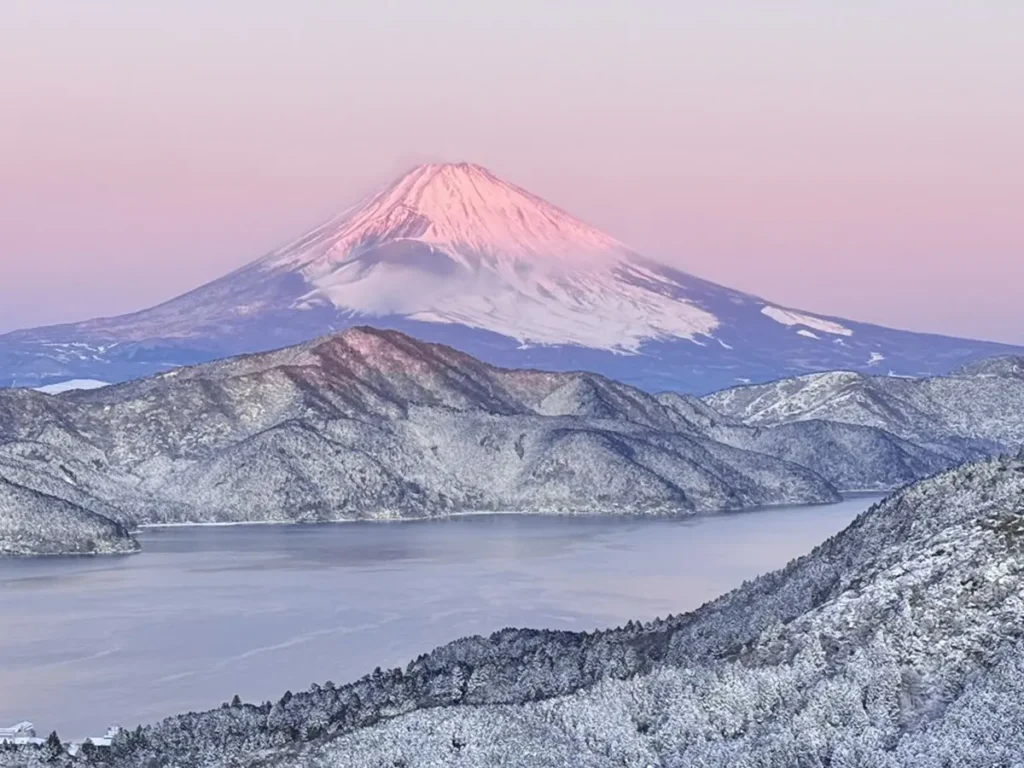 富士山と箱根の山