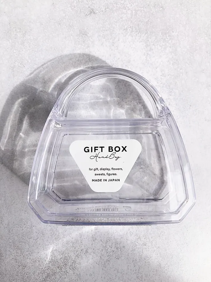 100均のギフトボックスの写真