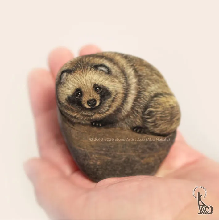 ストーンアート（たぬき）