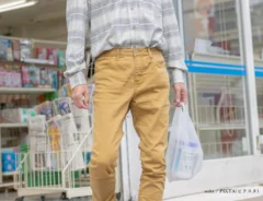 コンビニを出たら、見知らぬ男性が走って追いかけてきて？　意外な理由に「優しい世界」「情けは人の為ならず」