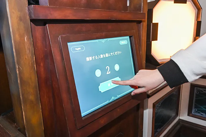 『S.S.コロンビア号 ジュビリーガラ』の撮影ブース（撮影：grapeトレンド編集部）