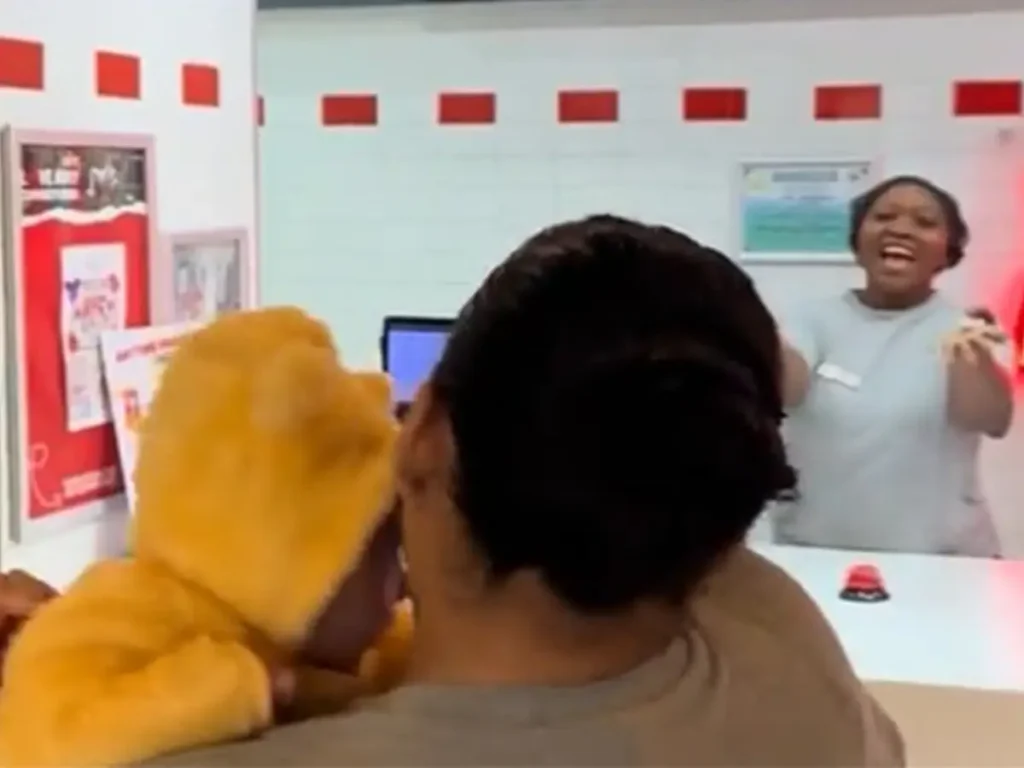 妊娠中に通った店へ赤ちゃんと再訪の写真