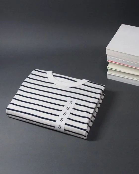 ボーダーシャツ風のブックカバー