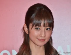 小倉優子さんの写真