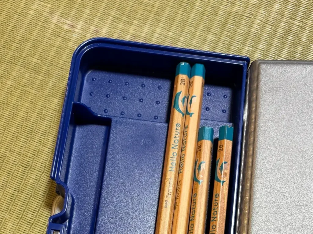 小学1年生の筆箱の写真